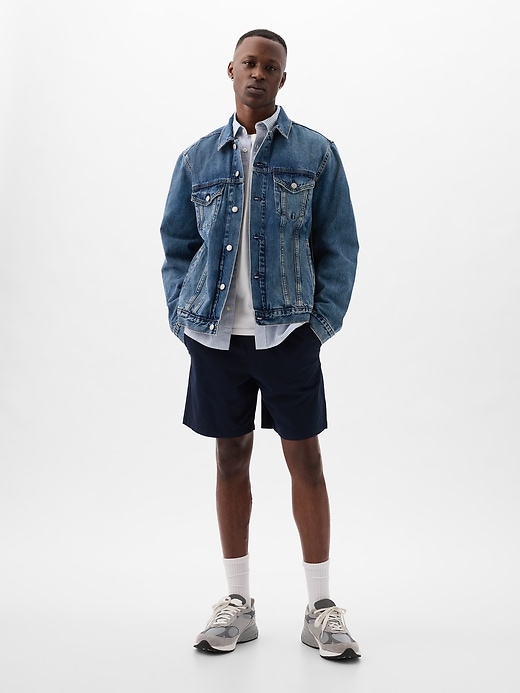 L'image numéro 1 présente Short confort de 18 cm