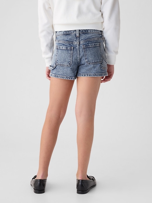 L'image numéro 3 présente Short en denim à taille haute pour Enfant