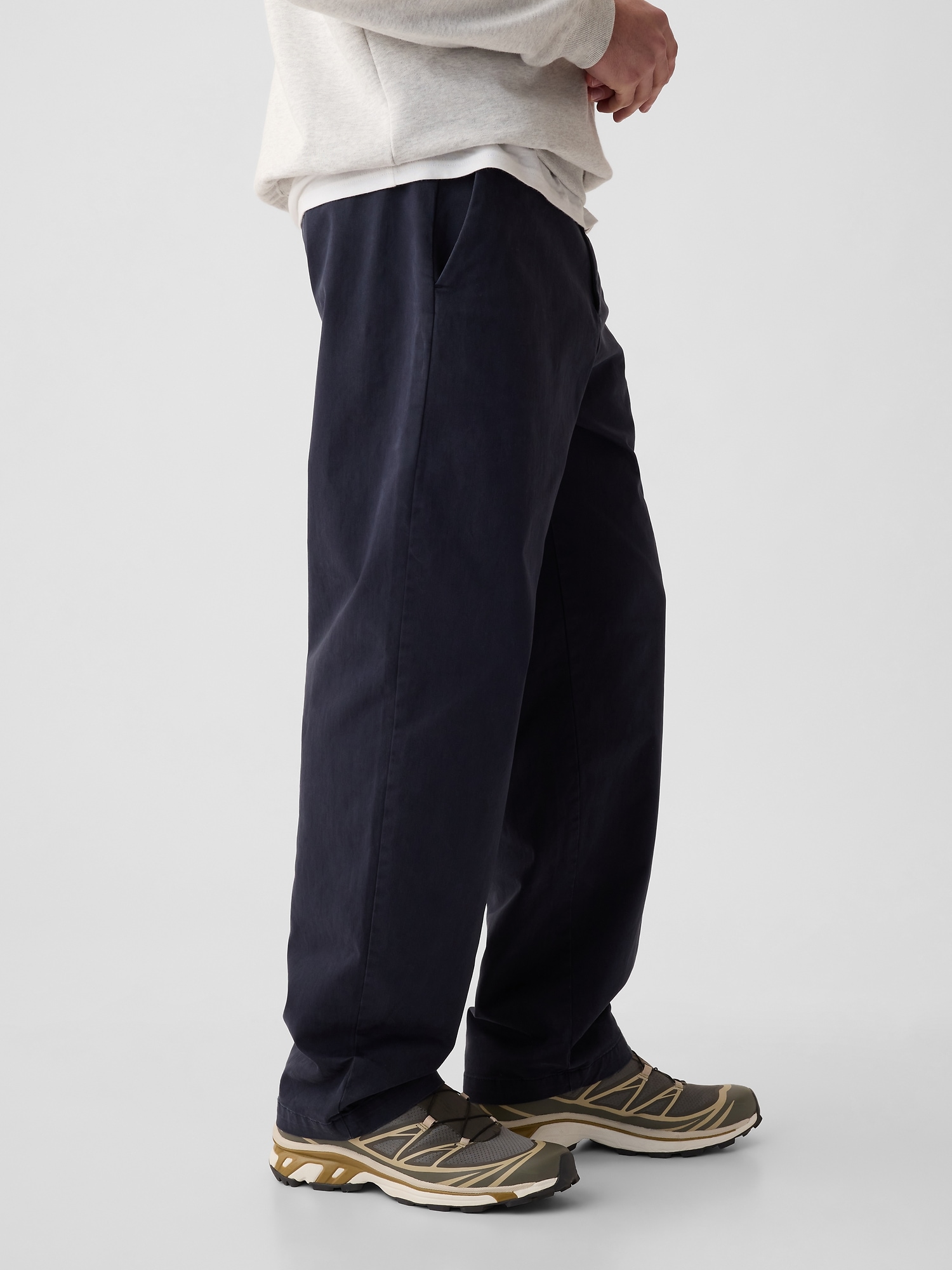 Modern Khakis Baggy Fit with GapFlex