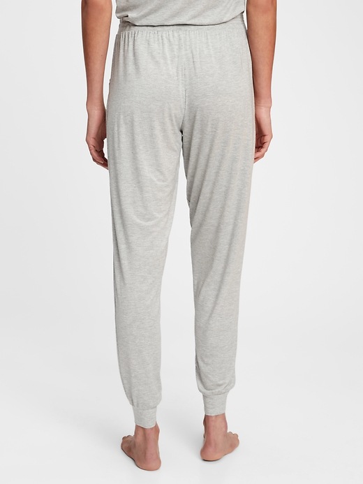 L'image numéro 2 présente Pantalon de jogging de pyjama en modal
