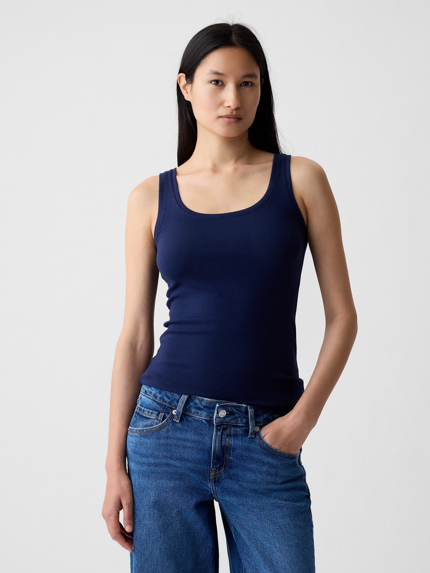 GAP Womens Favorite Tank Top : : Clothing, Shoes & Accessories