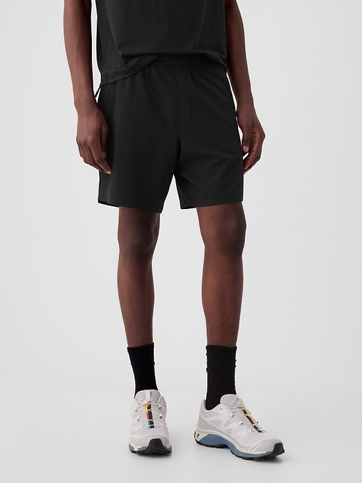 Image number 7 showing, 7" GapFit Active Shorts with E-Waist