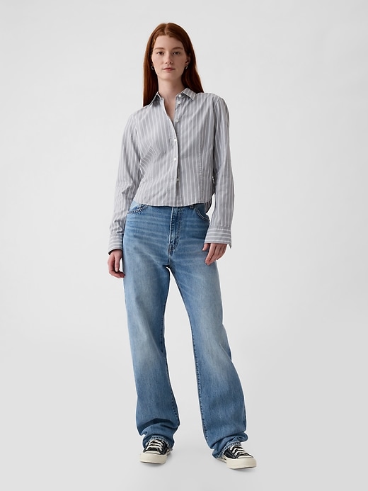 Image number 6 showing, Organic Cotton Fitted Cropped Shirt