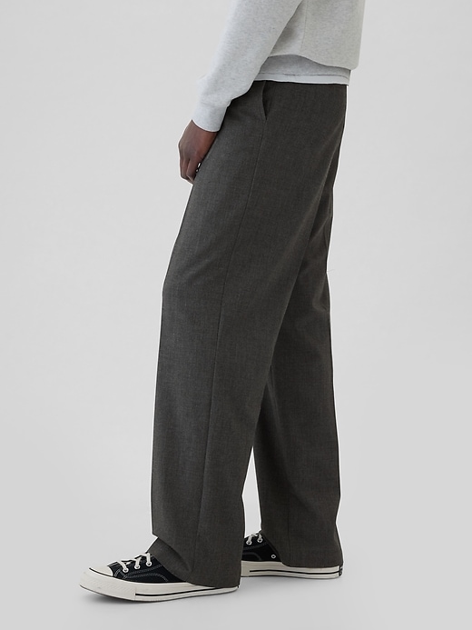 365 Relaxed Pleated Trousers