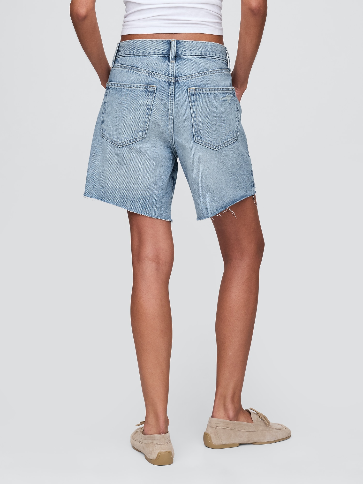 8" Mid Rise '90s Loose Denim Bermuda Shorts