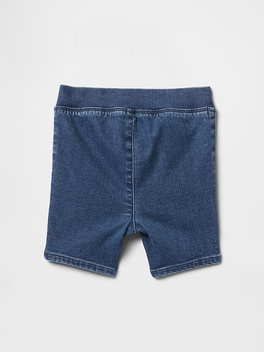 L'image numéro 2 présente Cuissard en denim pour Bébé et Tout-petit