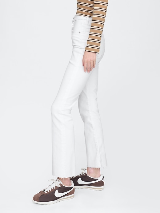 L'image numéro 3 présente Jean mi-évasé à taille haute