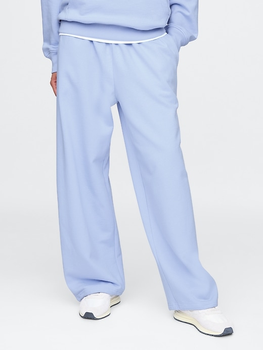 L'image numéro 3 présente Pantalon ultra-ballon en coton ouaté Gap × Disney pour Adulte