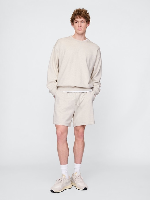 L'image numéro 1 présente Short en jersey bouclette épais