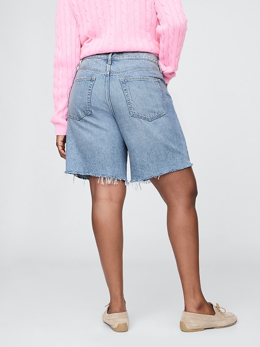 Image number 6 showing, 8" Mid Rise '90s Loose Denim Bermuda Shorts