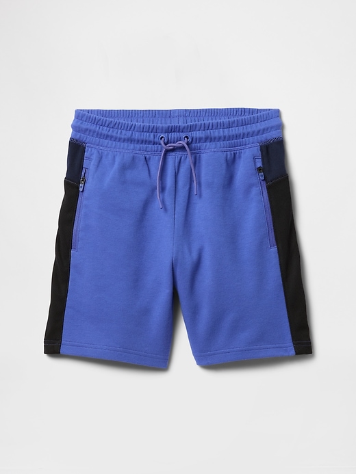 L'image numéro 2 présente Short GapSport Tech pour Enfant, entrejambe de 13 cm