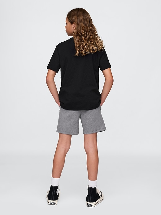 L'image numéro 3 présente Short GapSport Tech pour Enfant, entrejambe de 13 cm