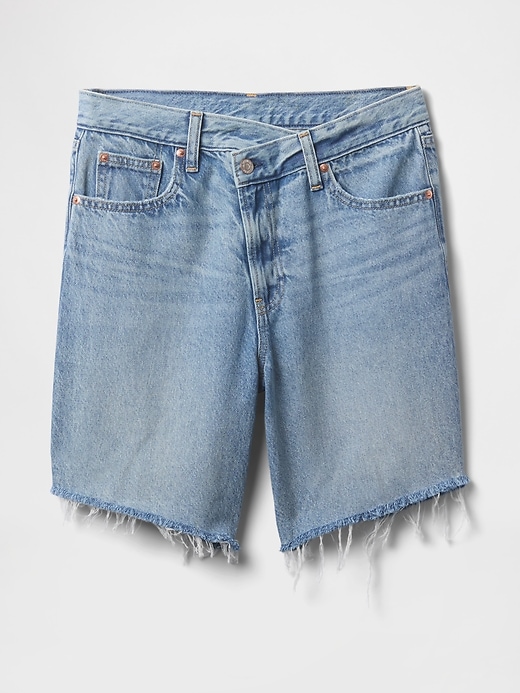 Image number 7 showing, 8" Mid Rise '90s Loose Denim Bermuda Shorts