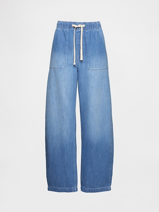 L'image numéro 7 présente Jean coupe baril à taille haute