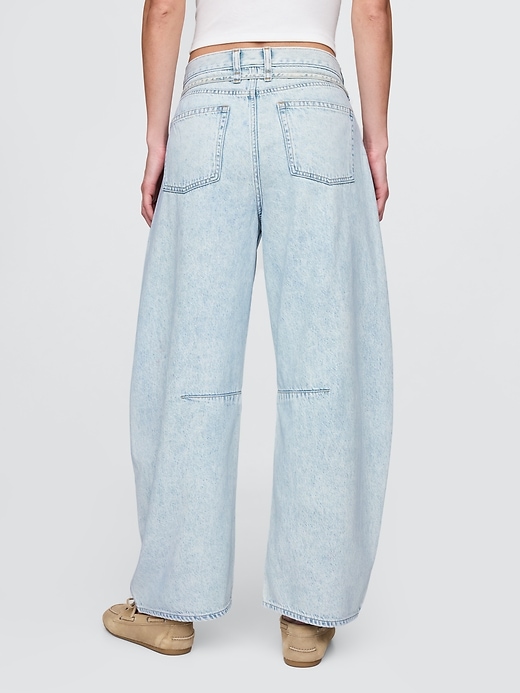 L'image numéro 4 présente Jean ballon surdimensionné à taille haute Douceur suprême