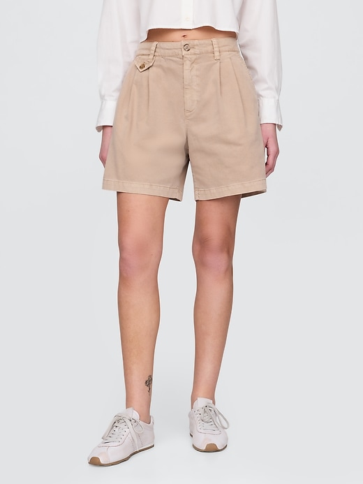 Image number 2 showing, 6" Mid Rise Twill Pleated Trouser Shorts