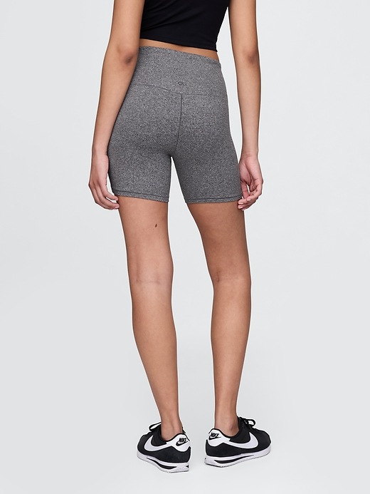 Image number 4 showing, 5" GapFit Smooth Jersey Bike Shorts