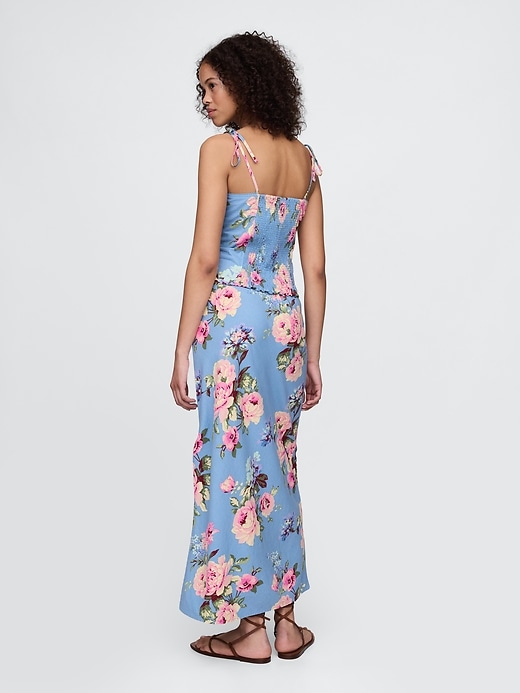 L'image numéro 2 présente Jupe mi-longue en mélange de lin