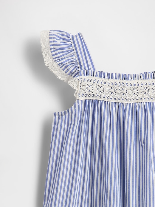 L'image numéro 3 présente Une-pièce à bordure en dentelle pour Bébé