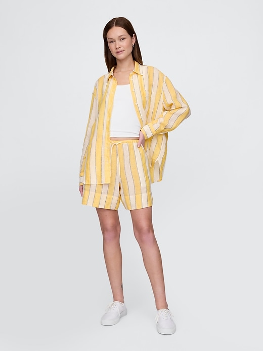 Image number 1 showing, 100% Linen Easy Shorts