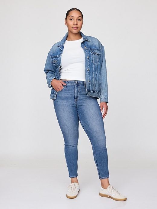 L'image numéro 5 présente Jean vraiment moulant à taille haute