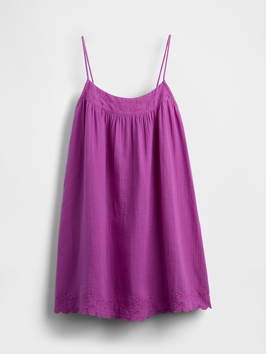 L'image numéro 6 présente Robe trapèze en gaze froissée brodée