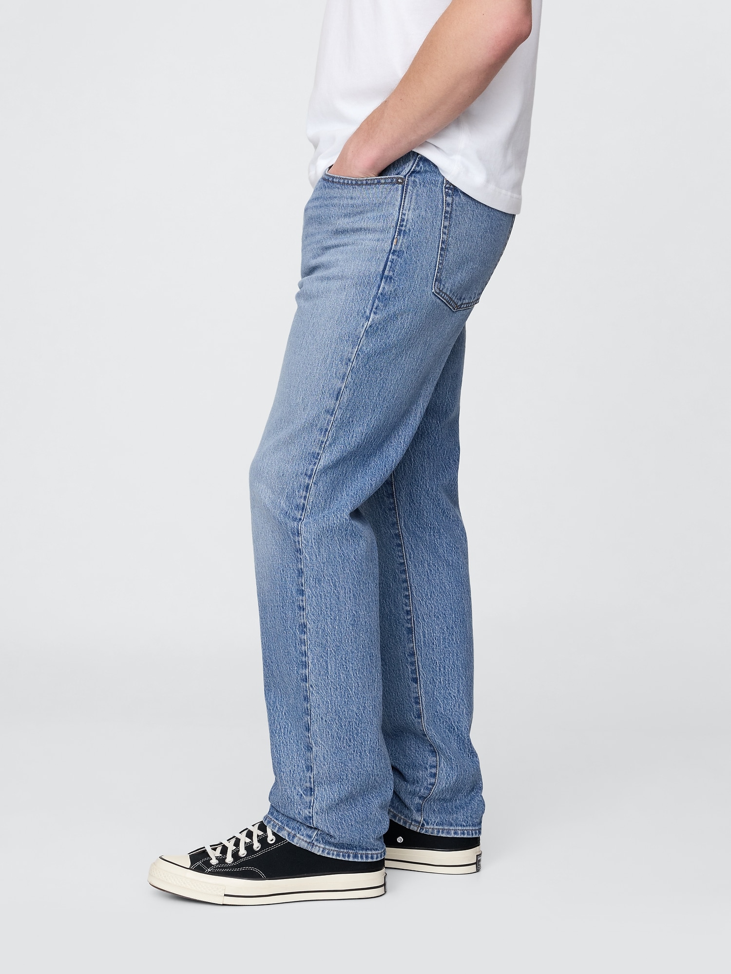 Straight Jeans