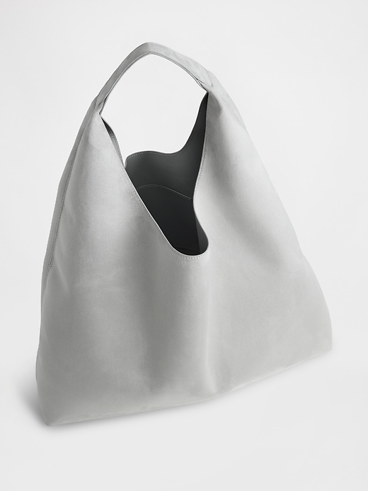 L'image numéro 3 présente Sac fourre-tout souple en suède végane