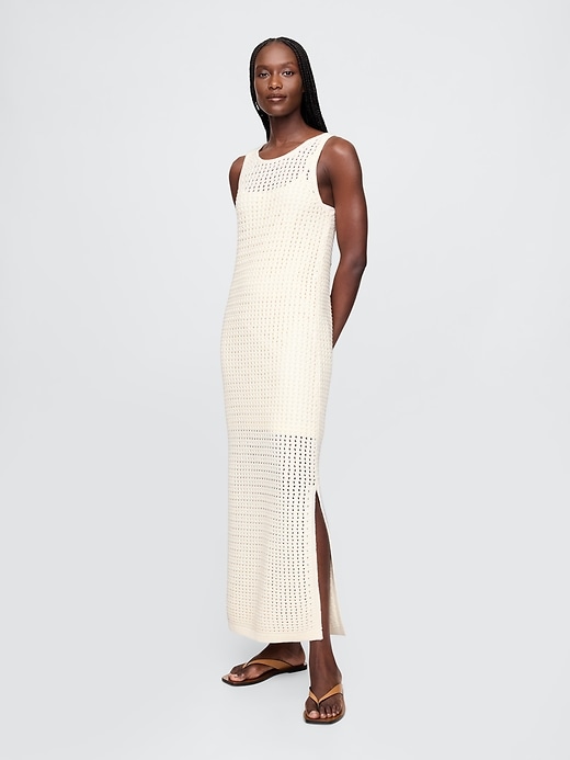 L'image numéro 1 présente Robe longue au crochet
