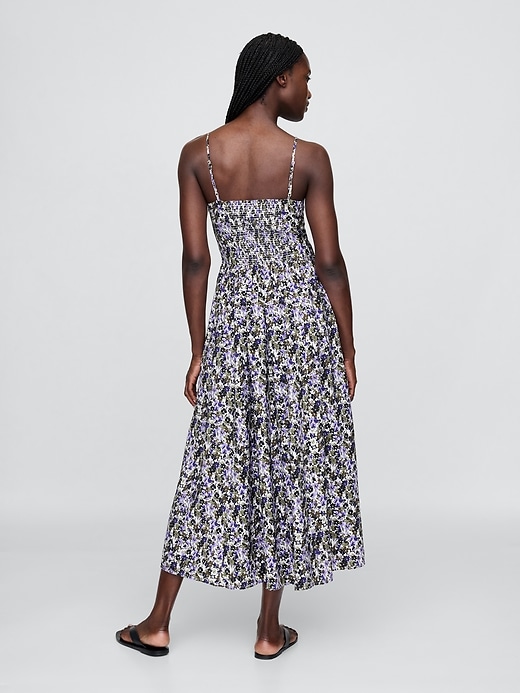 L'image numéro 2 présente Robe longue fleurie à col en v