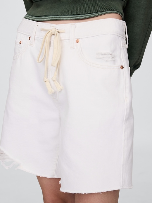 Image number 8 showing, 8" Mid Rise '90s Loose Denim Bermuda Shorts