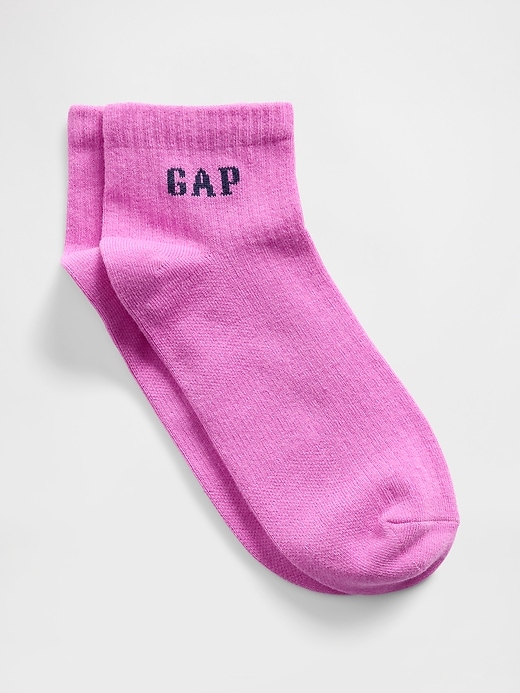 Image number 1 showing, Gap Logo Quarter Crew Socks