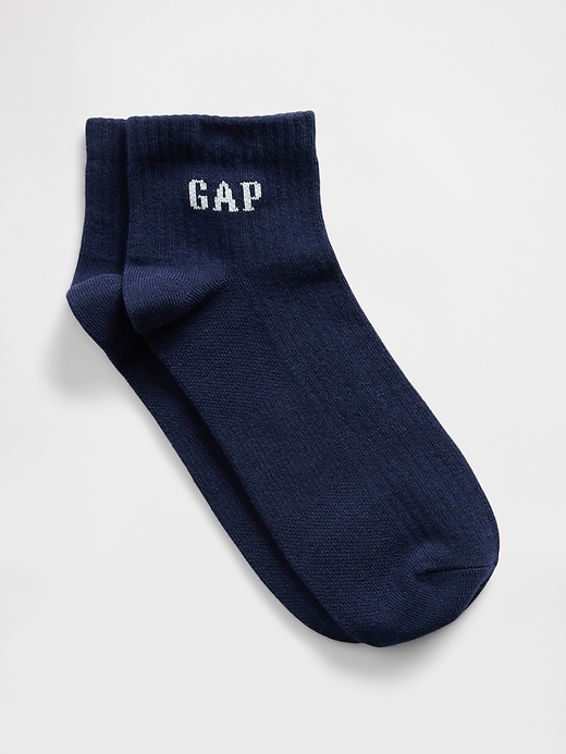 Image number 1 showing, Gap Logo Quarter Crew Socks