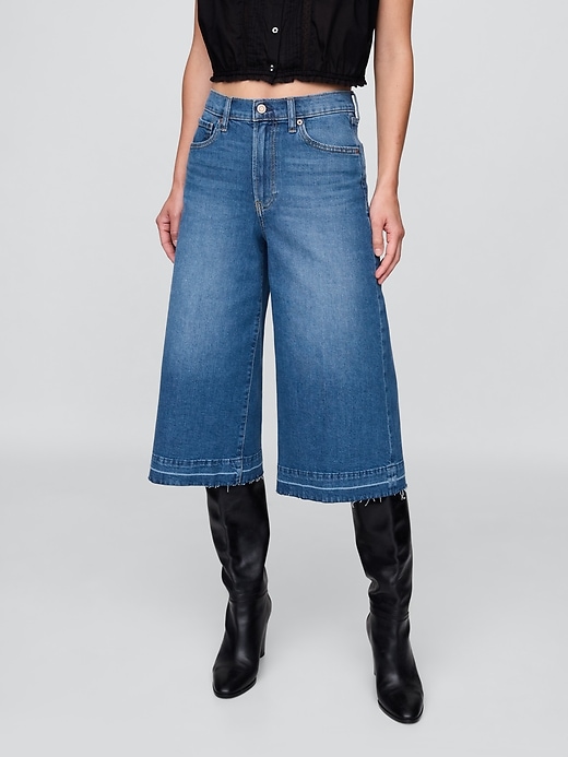 L'image numéro 2 présente Jean gaucho en denim à taille haute