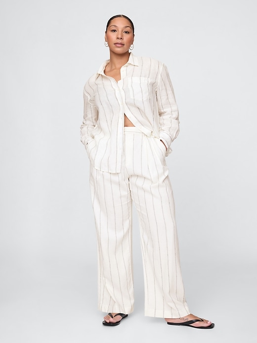 L'image numéro 5 présente Pantalon tailleur 365 à taille haute en mélange de lin