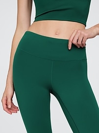 Image number 6 showing, GapFit Smooth High Rise Crop Leggings