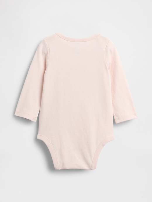 L'image numéro 2 présente Cache-couche Premiers essentiels pour Bébé