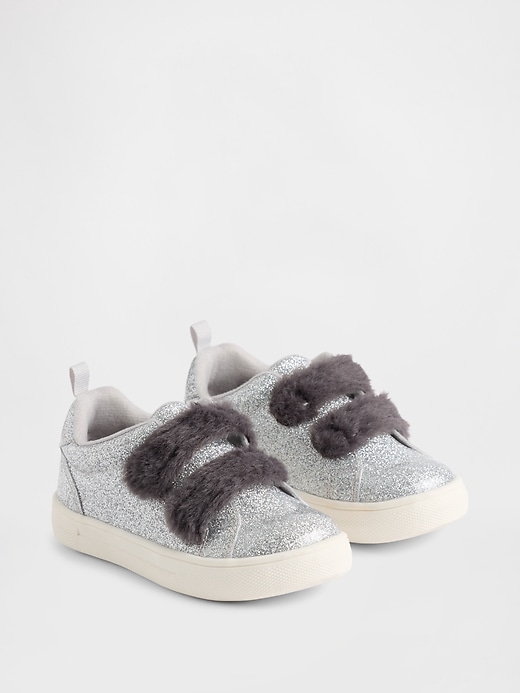 Image number 2 showing, Toddler Vegan Fur Glitter Sneakers