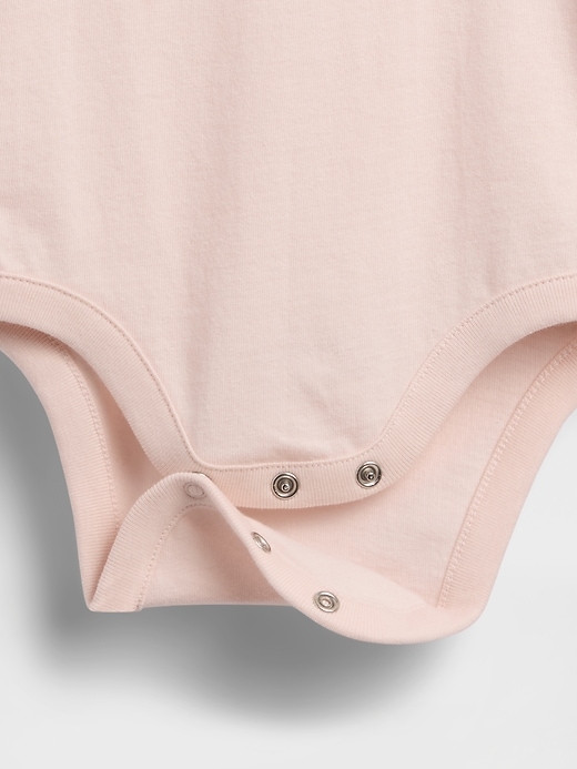 L'image numéro 4 présente Cache-couche Premiers essentiels pour Bébé