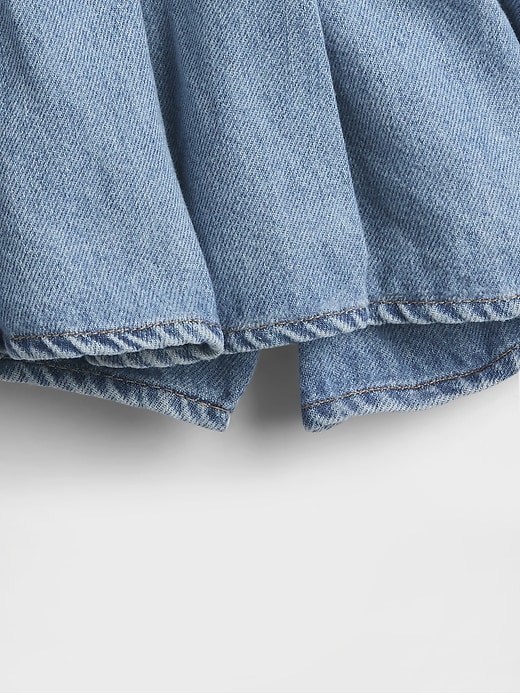 L'image numéro 4 présente Jupe-short à plis en denim pour Toute-petite