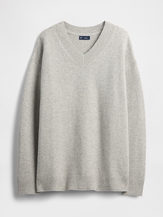 CashSoft Oversized V-Neck Sweater