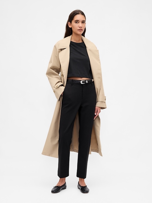 L'image numéro 1 présente Pantalon étroit court à taille haute en tricot point de Rome