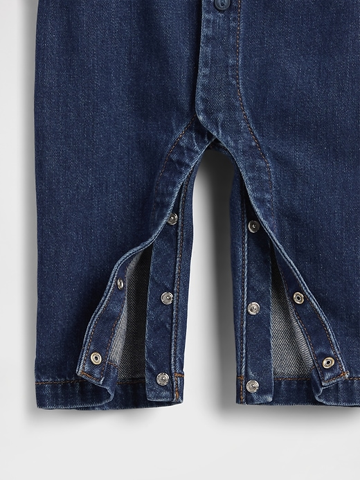 L'image numéro 4 présente Combinaison en denim à logo Gap et ourson Brannan pour Bébé