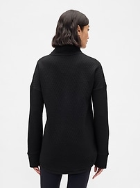 Image number 2 showing, GapFit Quilted Jacquard Half-Zip Pullover