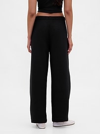 Image number 4 showing, GapFit Quilted Jacquard Barrel Pants