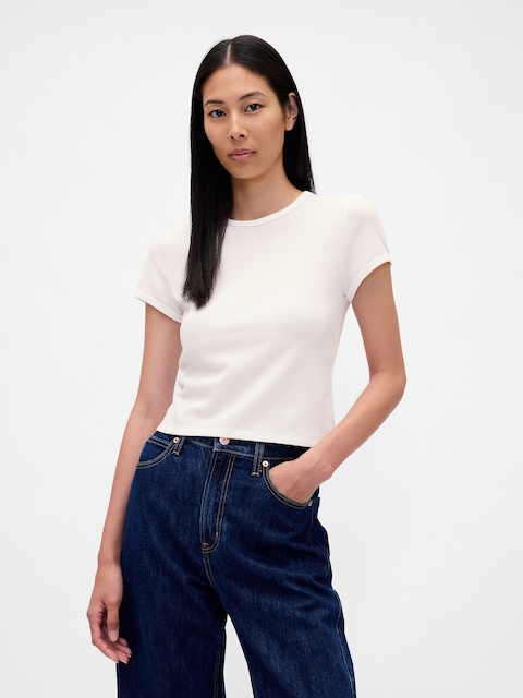 T-SHIRT AJUSTÉ COURT EN TISSU GAUFRÉ