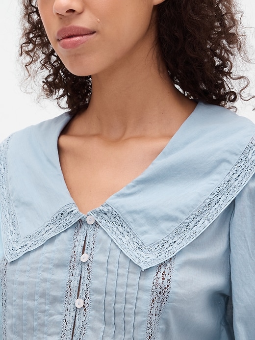 Image number 4 showing, Collared V-Neck Peplum Top