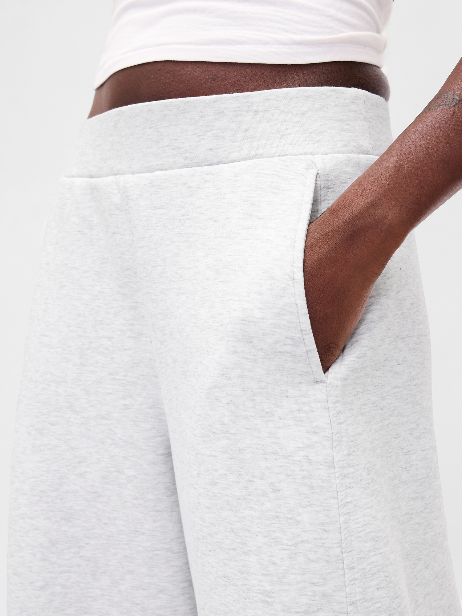 GapFit Barrel Sweatpants