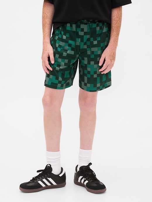 Image number 4 showing, Kids GapFit 6" Recycled Mesh Easy Shorts
