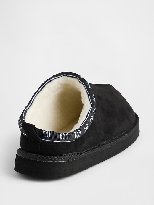 Image number 4 showing, Kids Vegan Suede Sherpa-Lined Logo Clogs